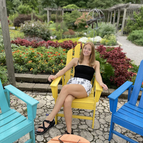 Meet your Posher, Bella - Picture 1 of 1